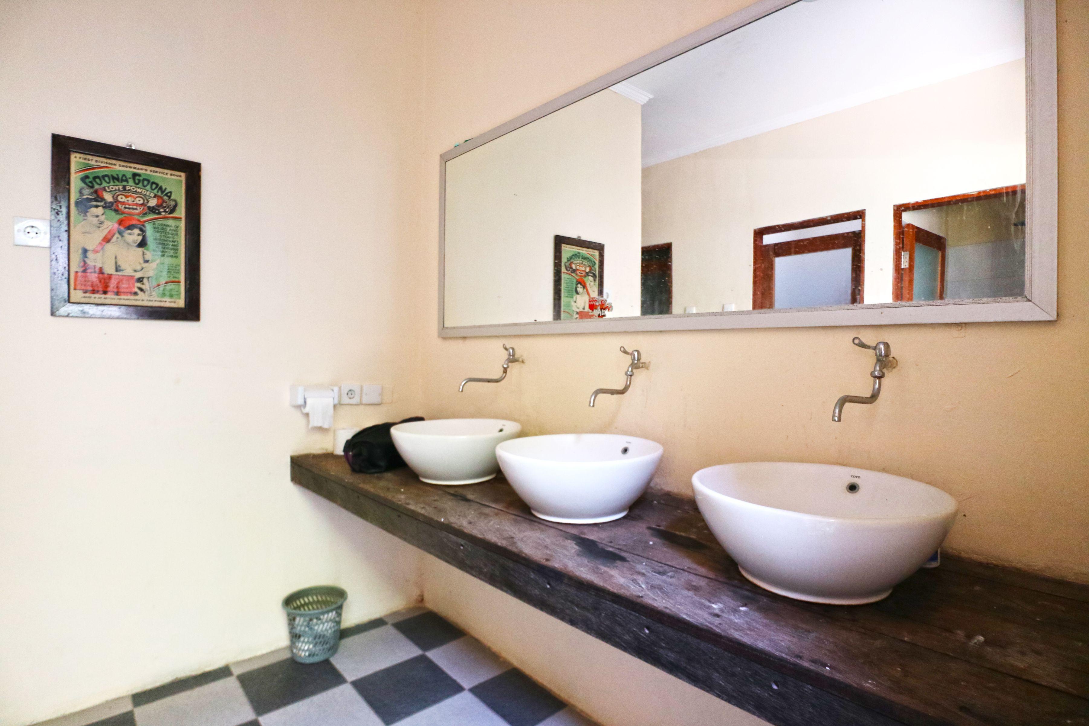 Indopurejoy House - Komala Indah Cottages Kuta Lombok Exteriör bild